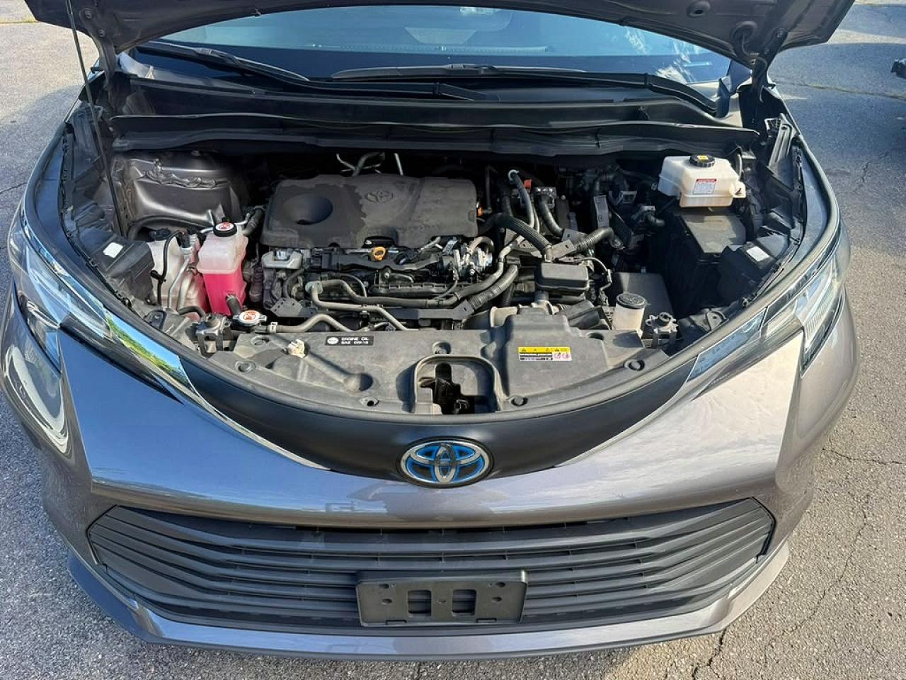 2022 TOYOTA SIENNA LE — снимка 5
