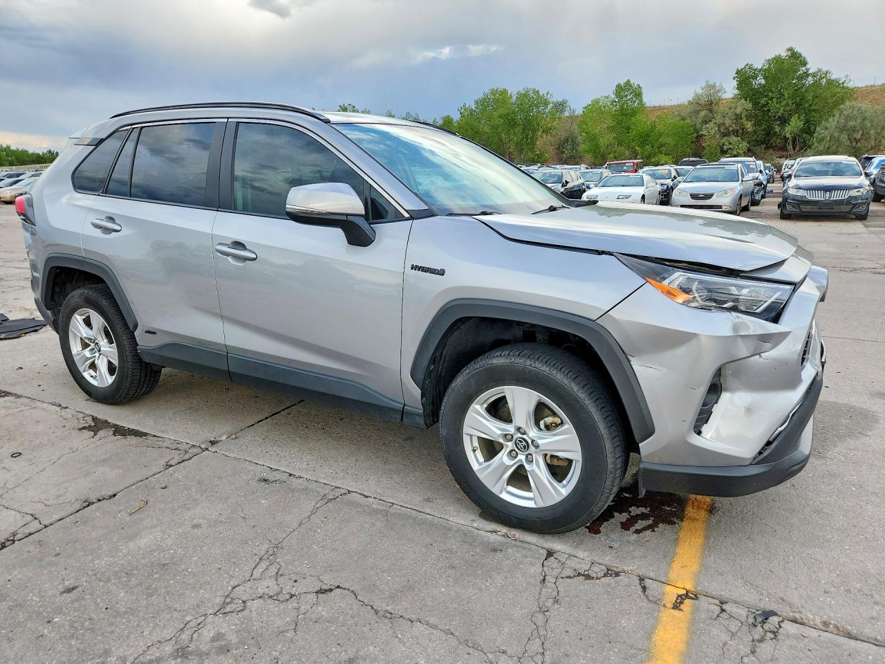 2019 TOYOTA RAV4 HYBRID XLE — снимка 4