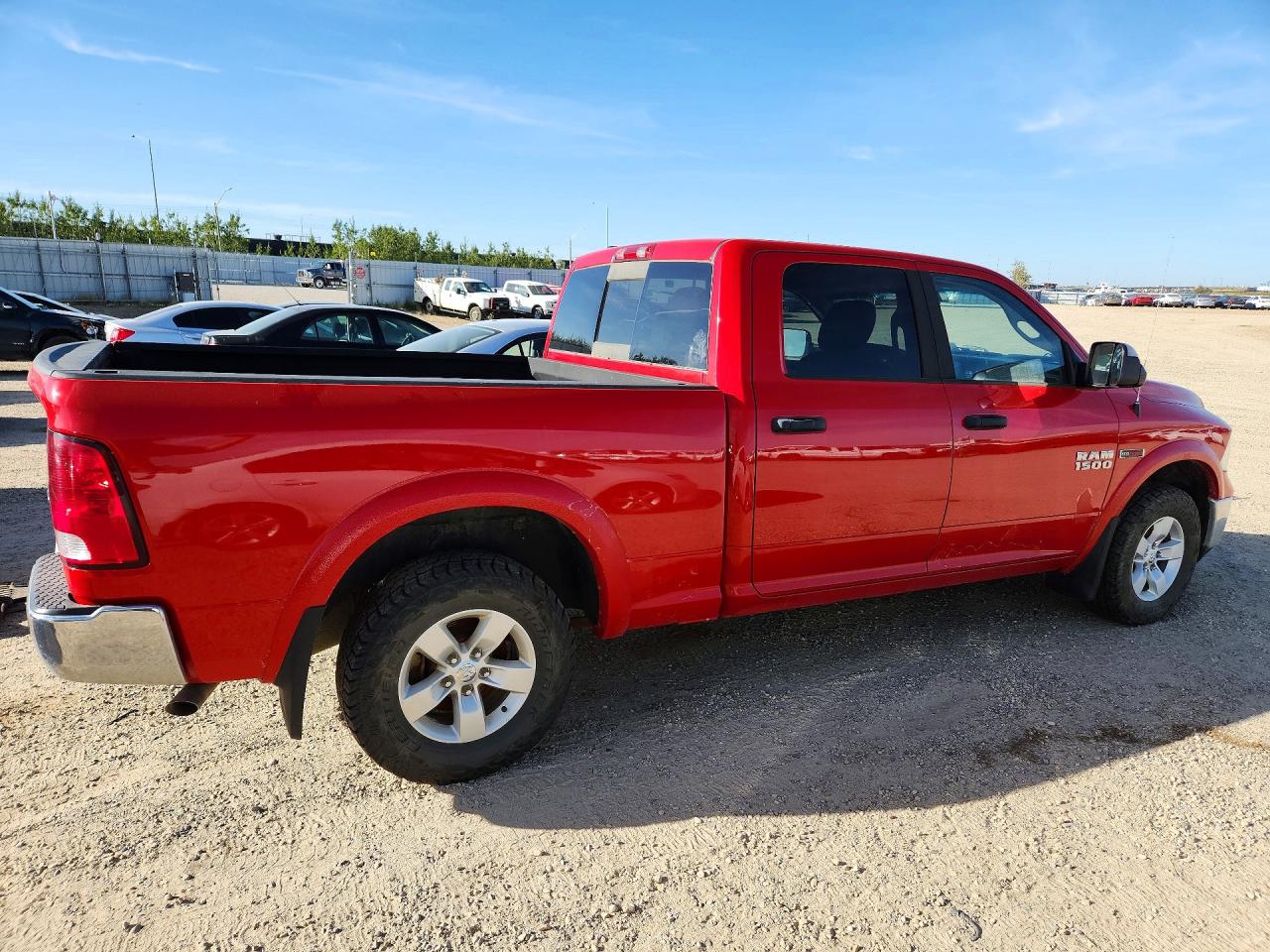 2015 RAM 1500 SLT — снимка 3
