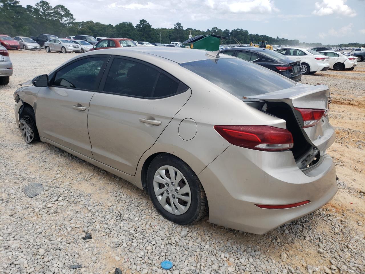 2017 HYUNDAI ELANTRA SE — снимка 2