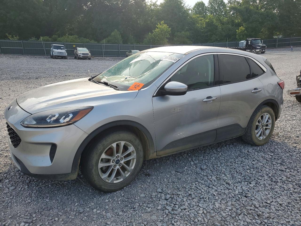 2021 FORD ESCAPE SE