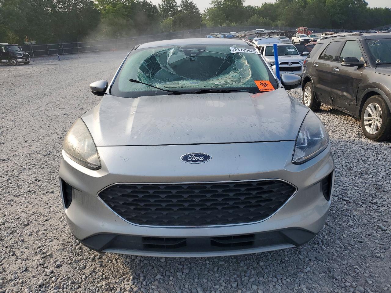 2021 FORD ESCAPE SE — снимка 5