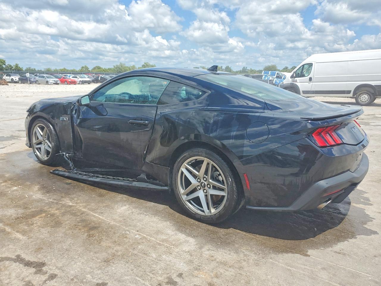 2024 FORD MUSTANG GT — снимка 2