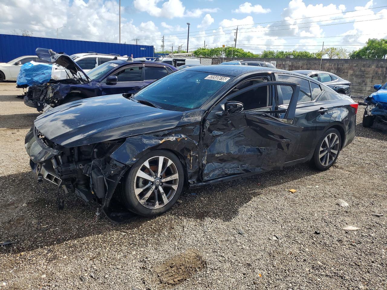 2021 NISSAN ALTIMA SV
