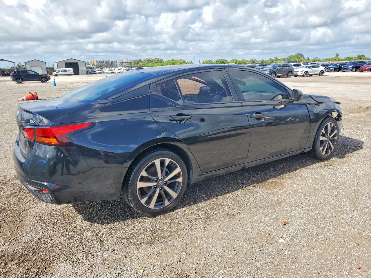 2021 NISSAN ALTIMA SV — снимка 3