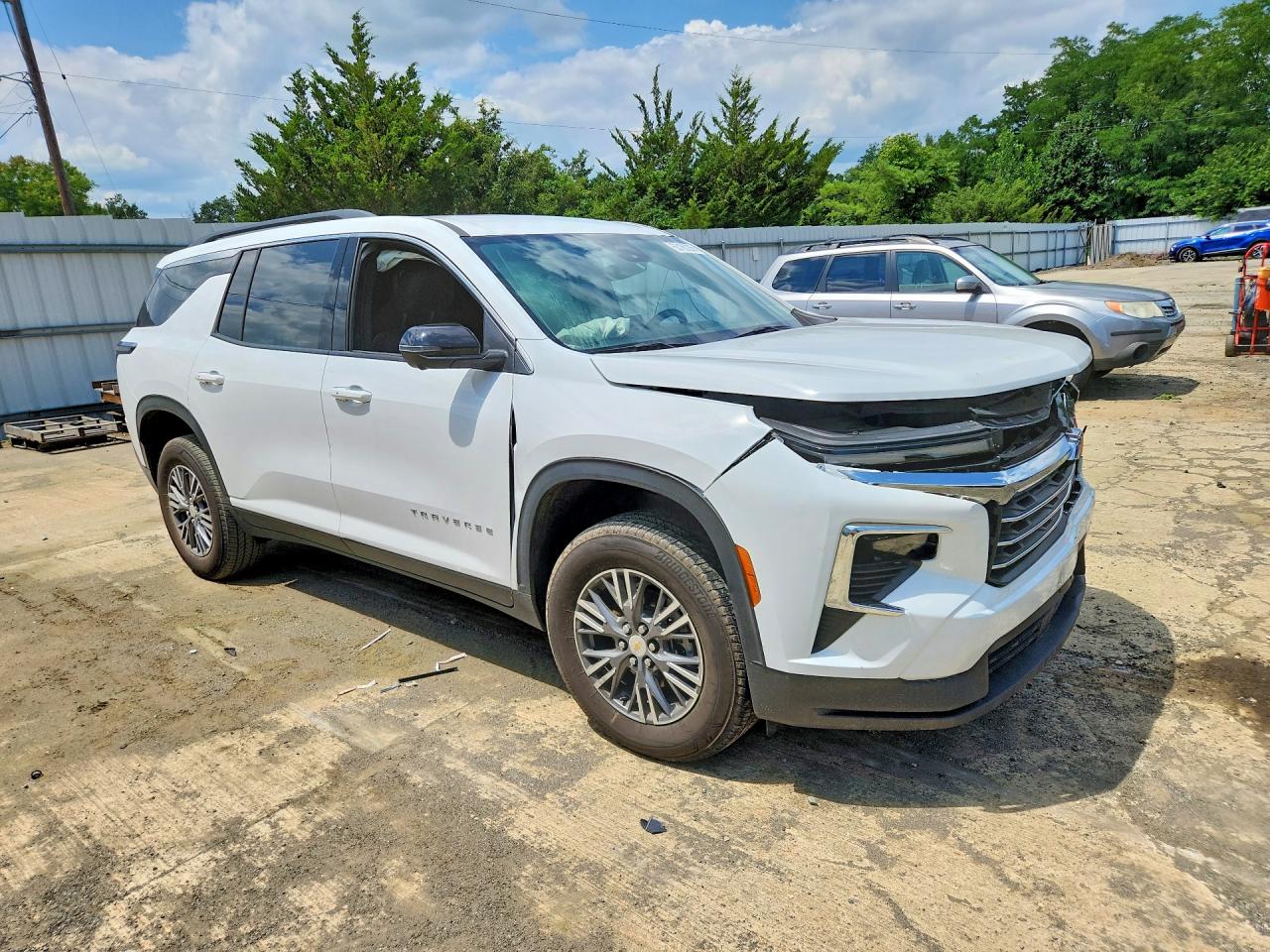 2025 CHEVROLET TRAVERSE LT — снимка 4