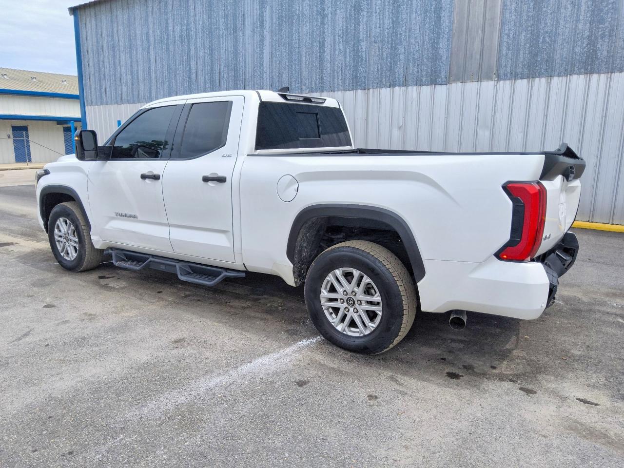 2022 TOYOTA TUNDRA SR5 — снимка 2