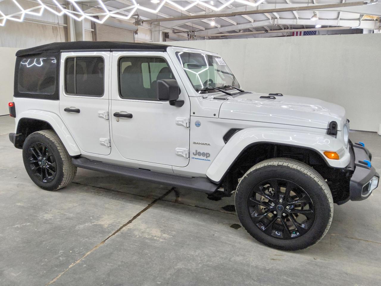 2024 JEEP WRANGLER SAHARA 4XE — снимка 4