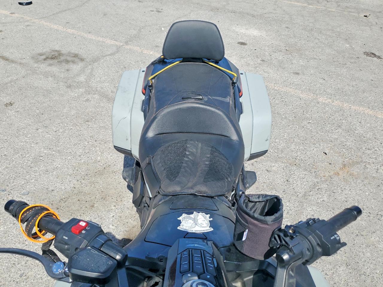 2021 HONDA GL1800 B — снимка 5