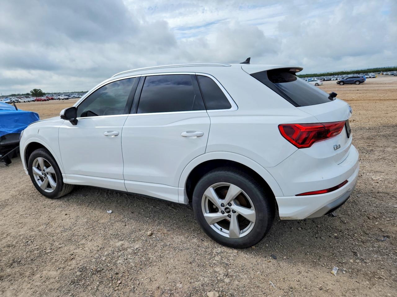 2021 AUDI Q3 PREMIUM 40 — снимка 2