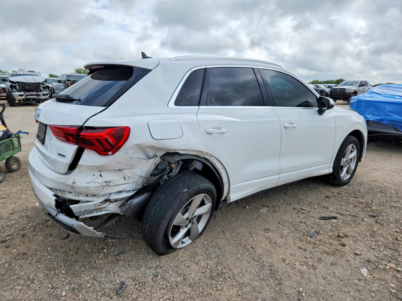 2021 AUDI Q3 PREMIUM 40 — снимка 3