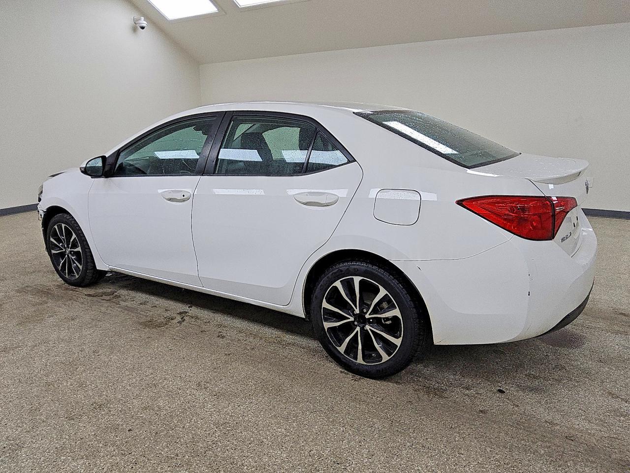 2018 TOYOTA COROLLA SE — снимка 2