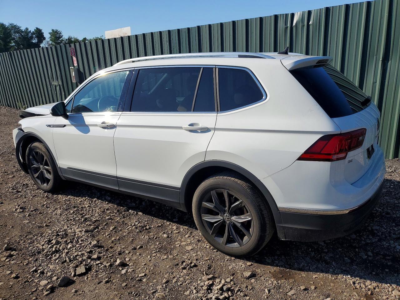 2024 VOLKSWAGEN TIGUAN SE — снимка 2