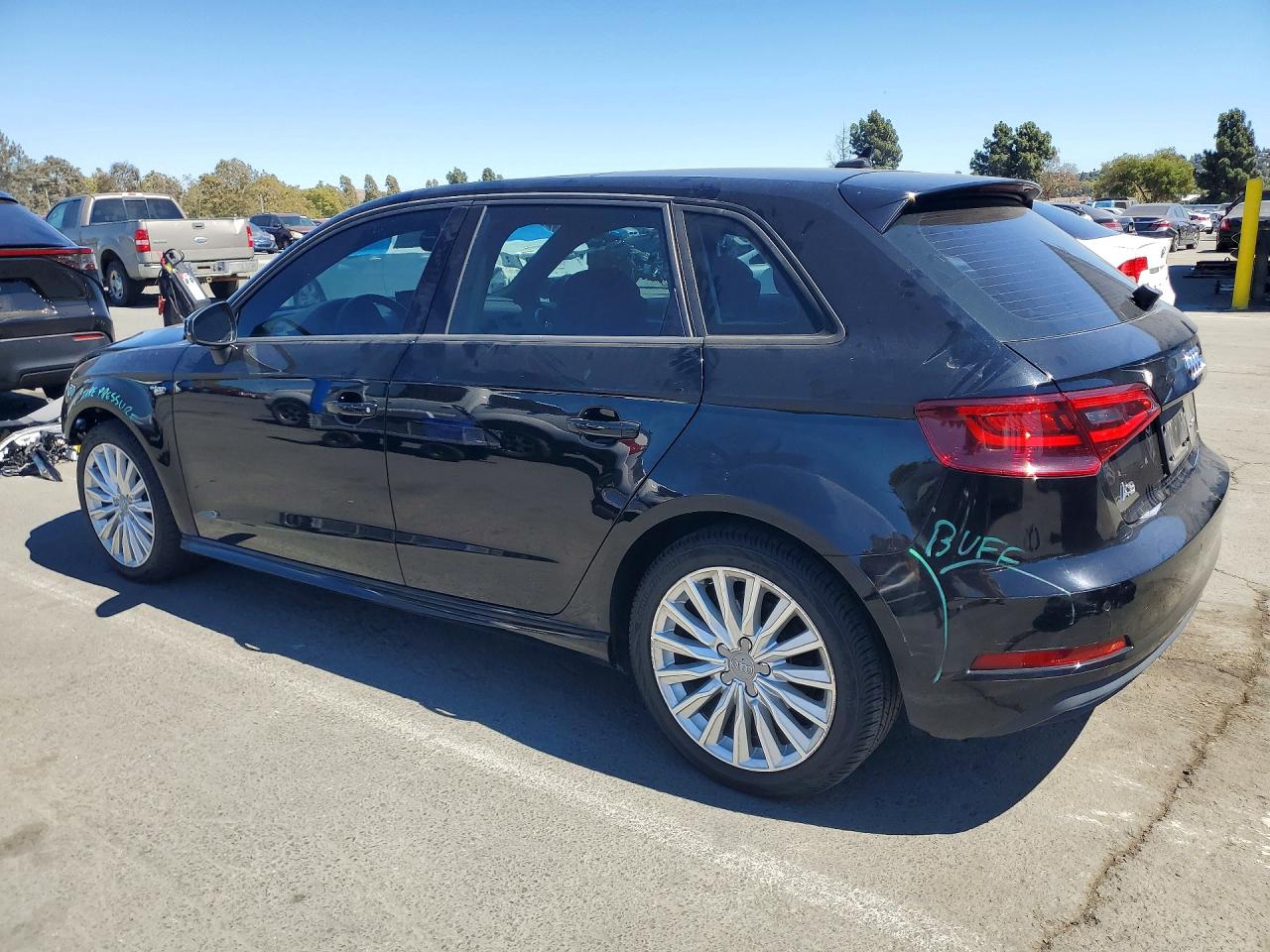 2016 AUDI A3 E-TRON PREMIUM — снимка 2