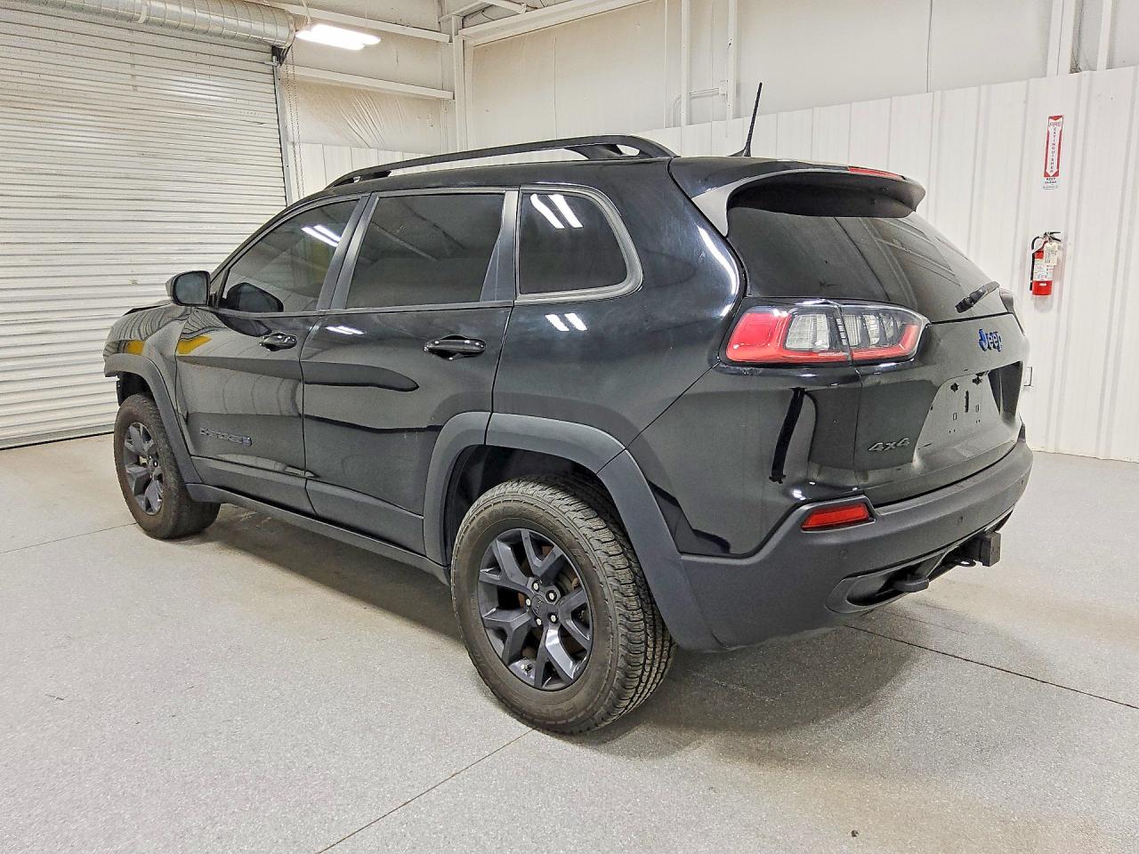 2019 JEEP CHEROKEE LATITUDE — снимка 2