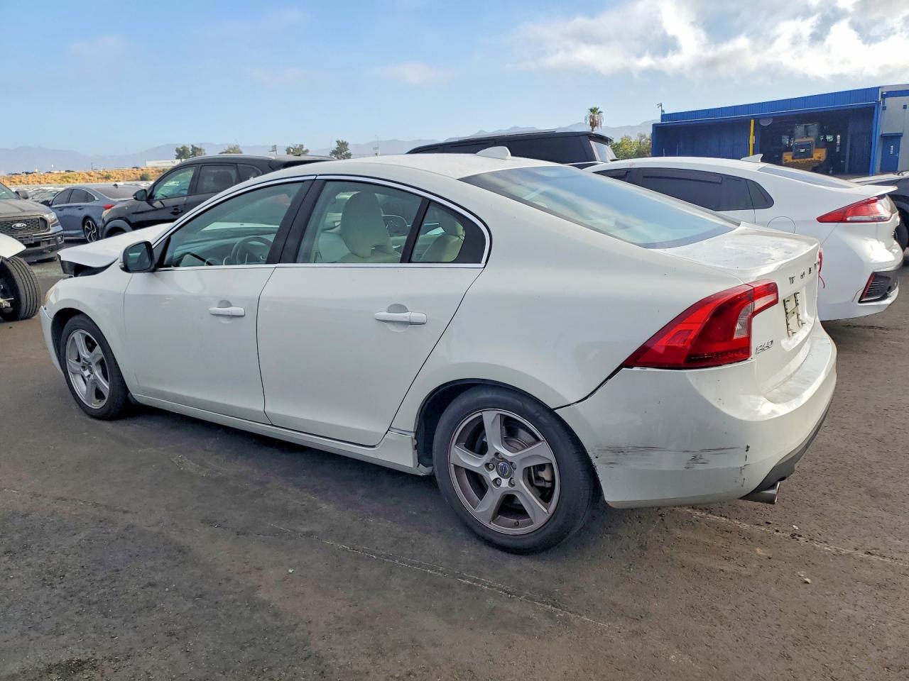 2013 VOLVO S60 T5 — снимка 2