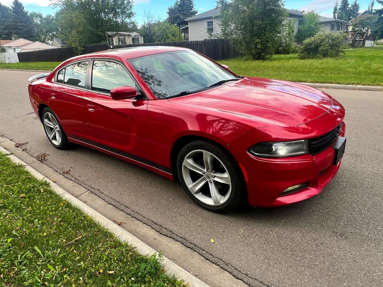 2017 DODGE CHARGER SXT