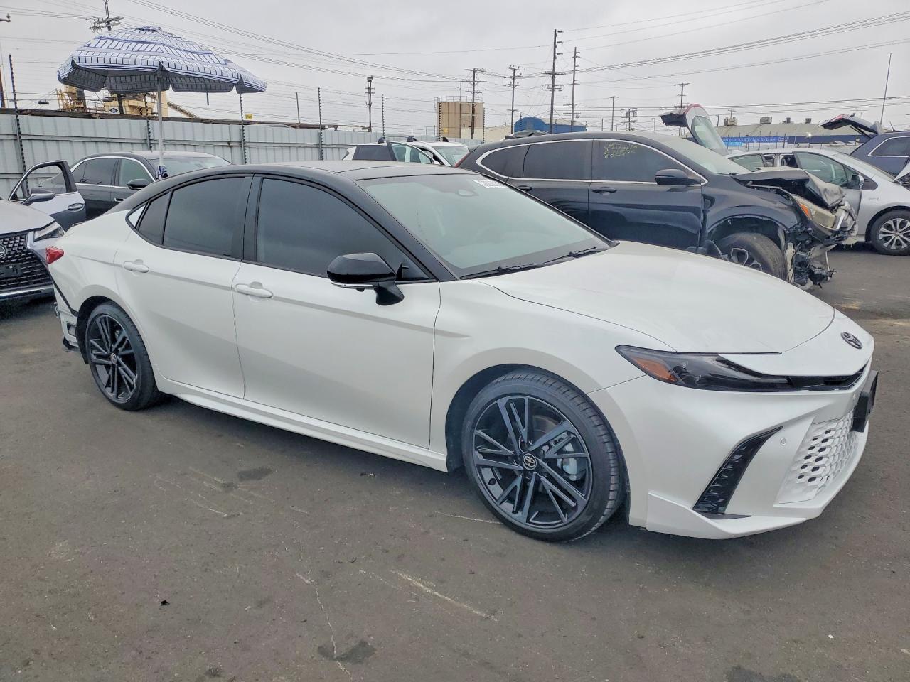 2026 TOYOTA CAMRY XSE — снимка 4