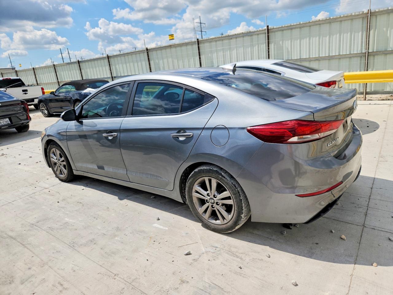 2018 HYUNDAI ELANTRA SEL — снимка 2
