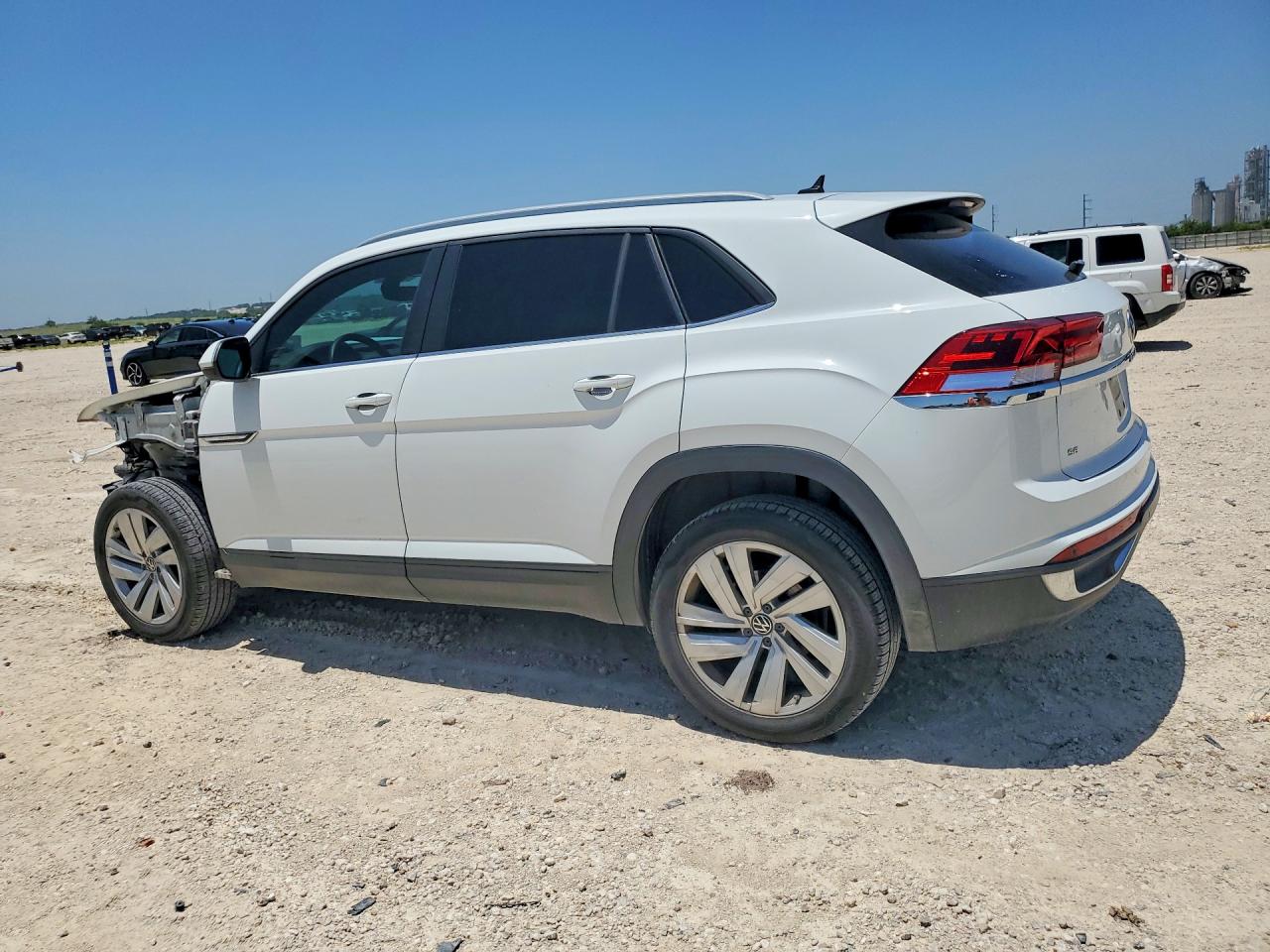 2021 VOLKSWAGEN ATLAS CROSS SPORT SE — снимка 2