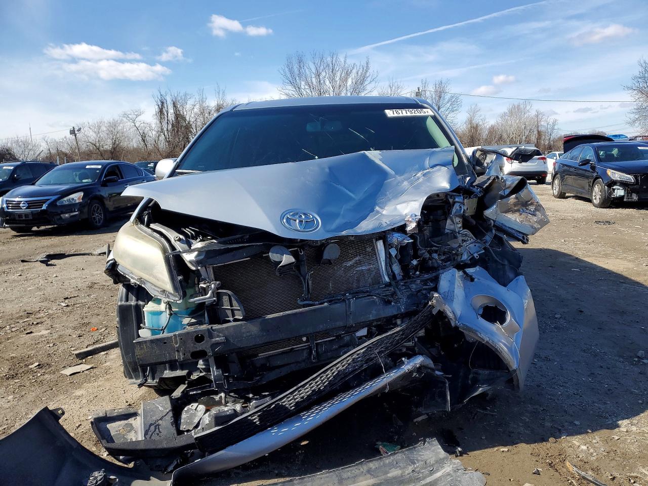 2015 TOYOTA SIENNA SE 8-PASSENGER — снимка 5