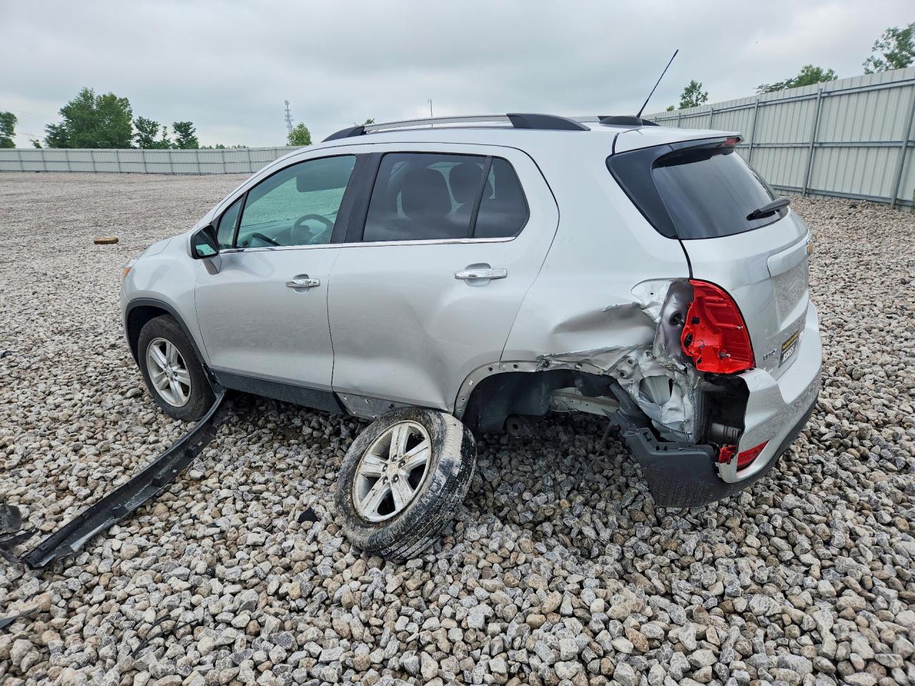 2018 CHEVROLET TRAX 1LT — снимка 2