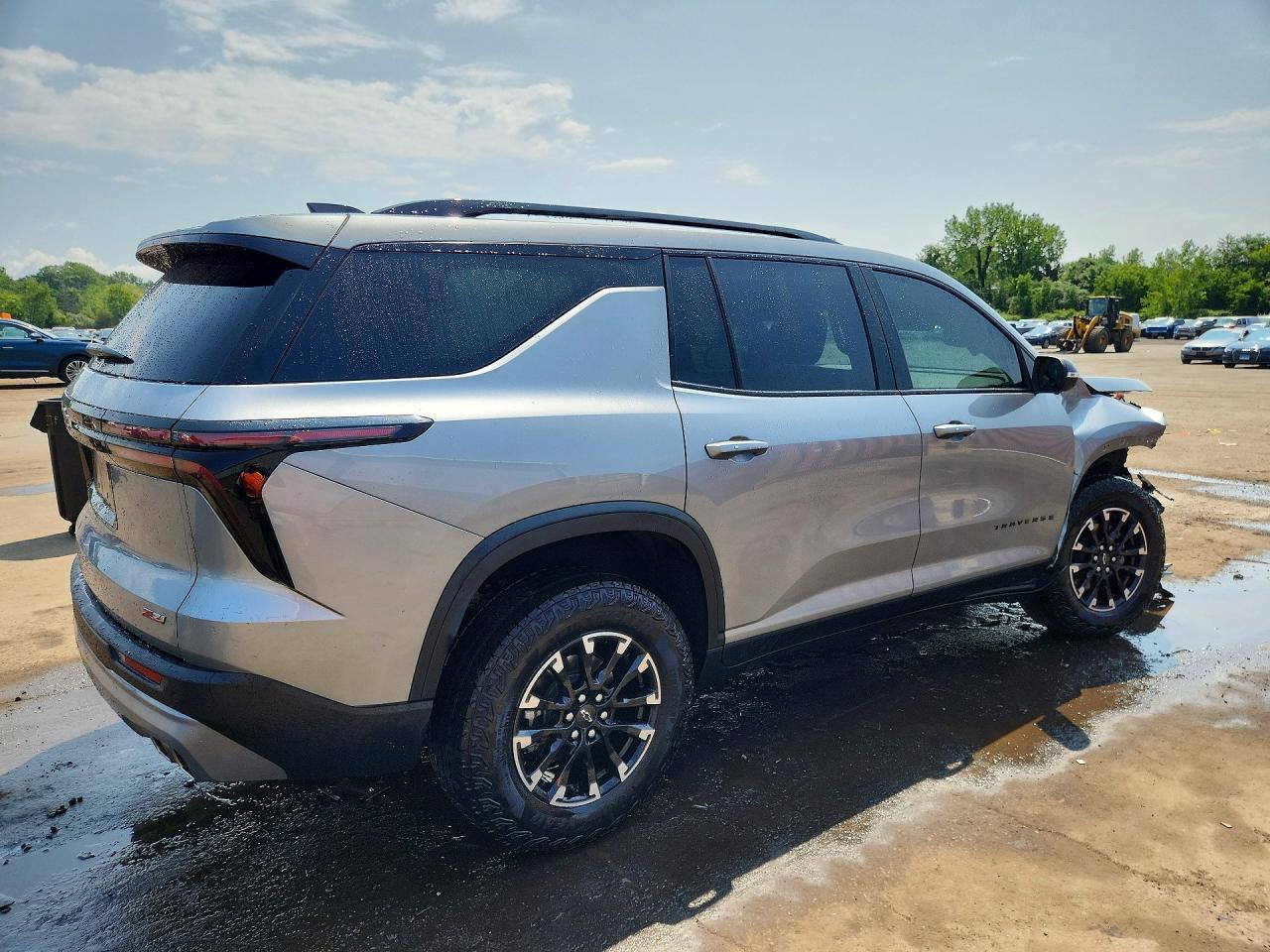 2025 CHEVROLET TRAVERSE Z71 — снимка 3