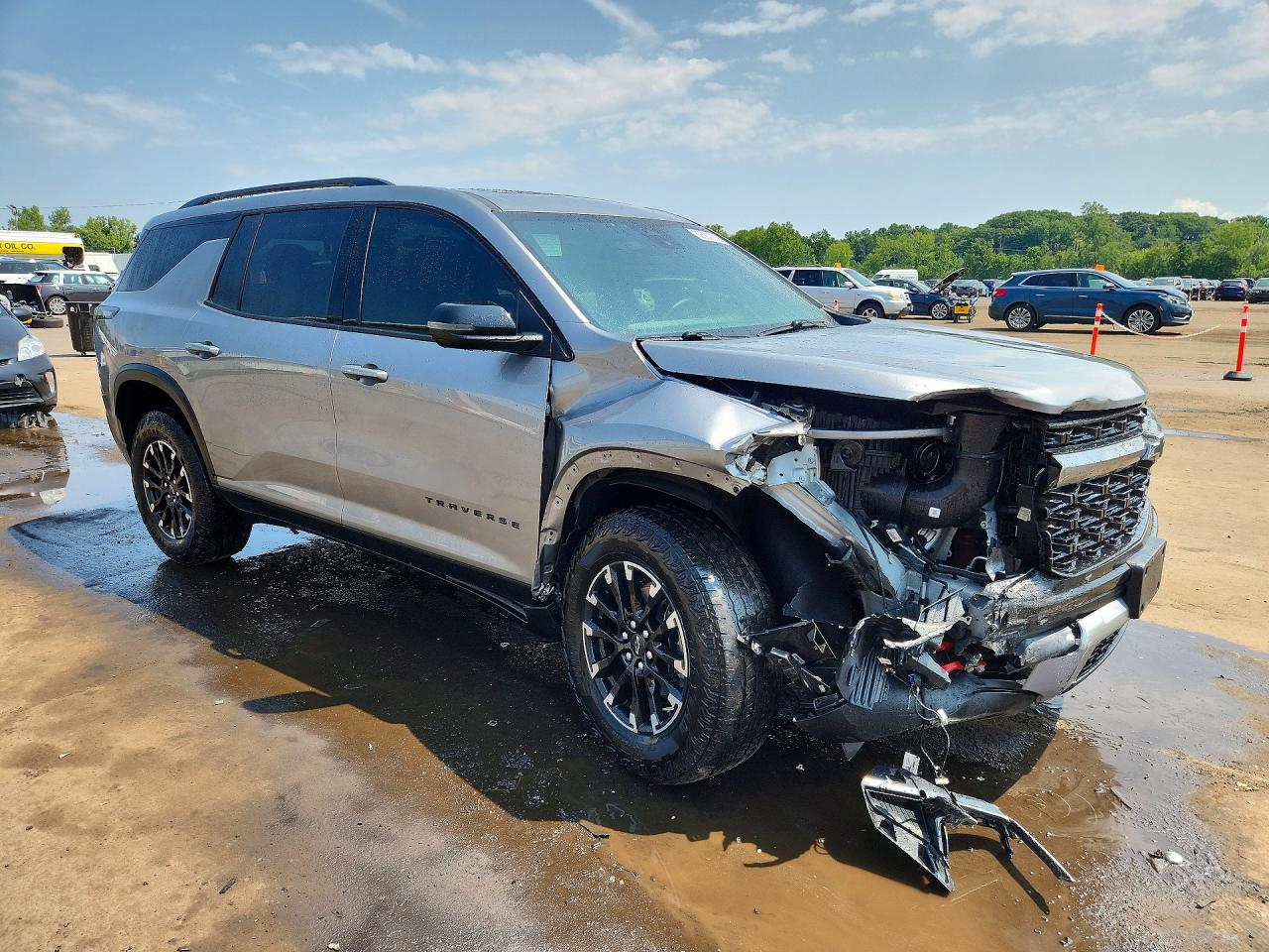 2025 CHEVROLET TRAVERSE Z71 — снимка 4