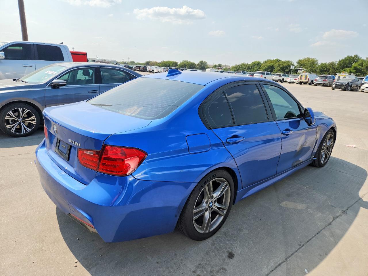 2013 BMW 328 I — снимка 3