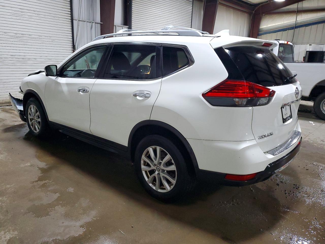 2017 NISSAN ROGUE SV — снимка 2