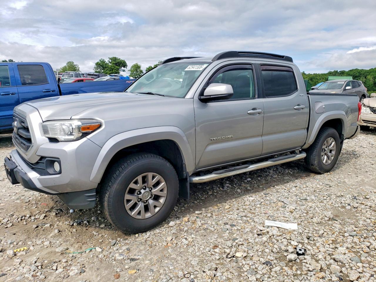 2017 TOYOTA TACOMA