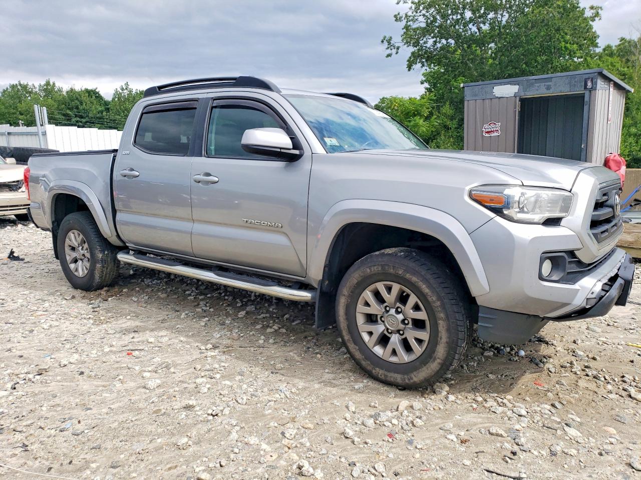 2017 TOYOTA TACOMA — снимка 4