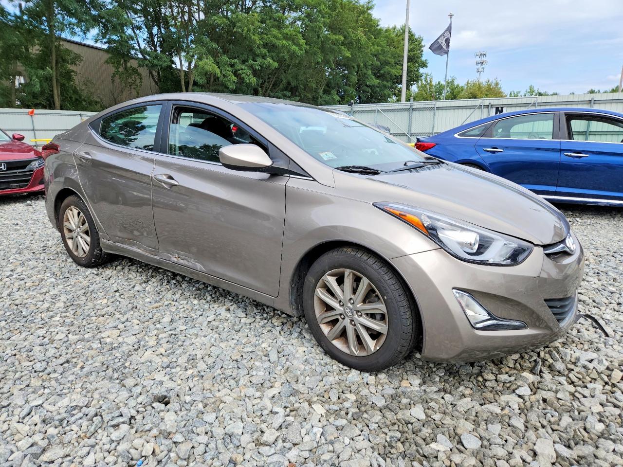 2015 HYUNDAI ELANTRA SE — снимка 4