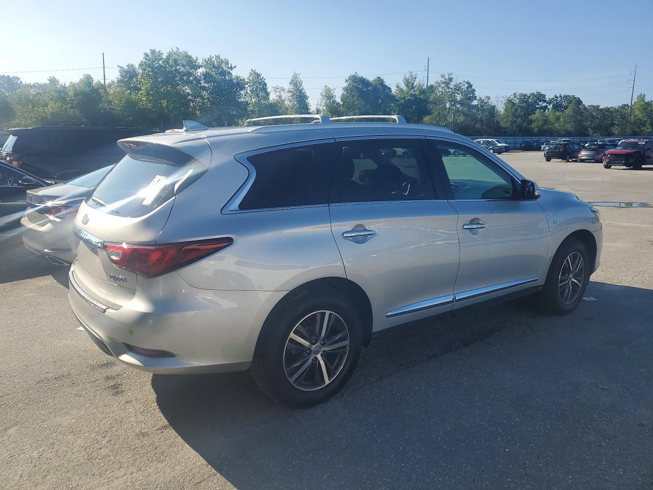 2017 INFINITI QX60 BASE — снимка 3