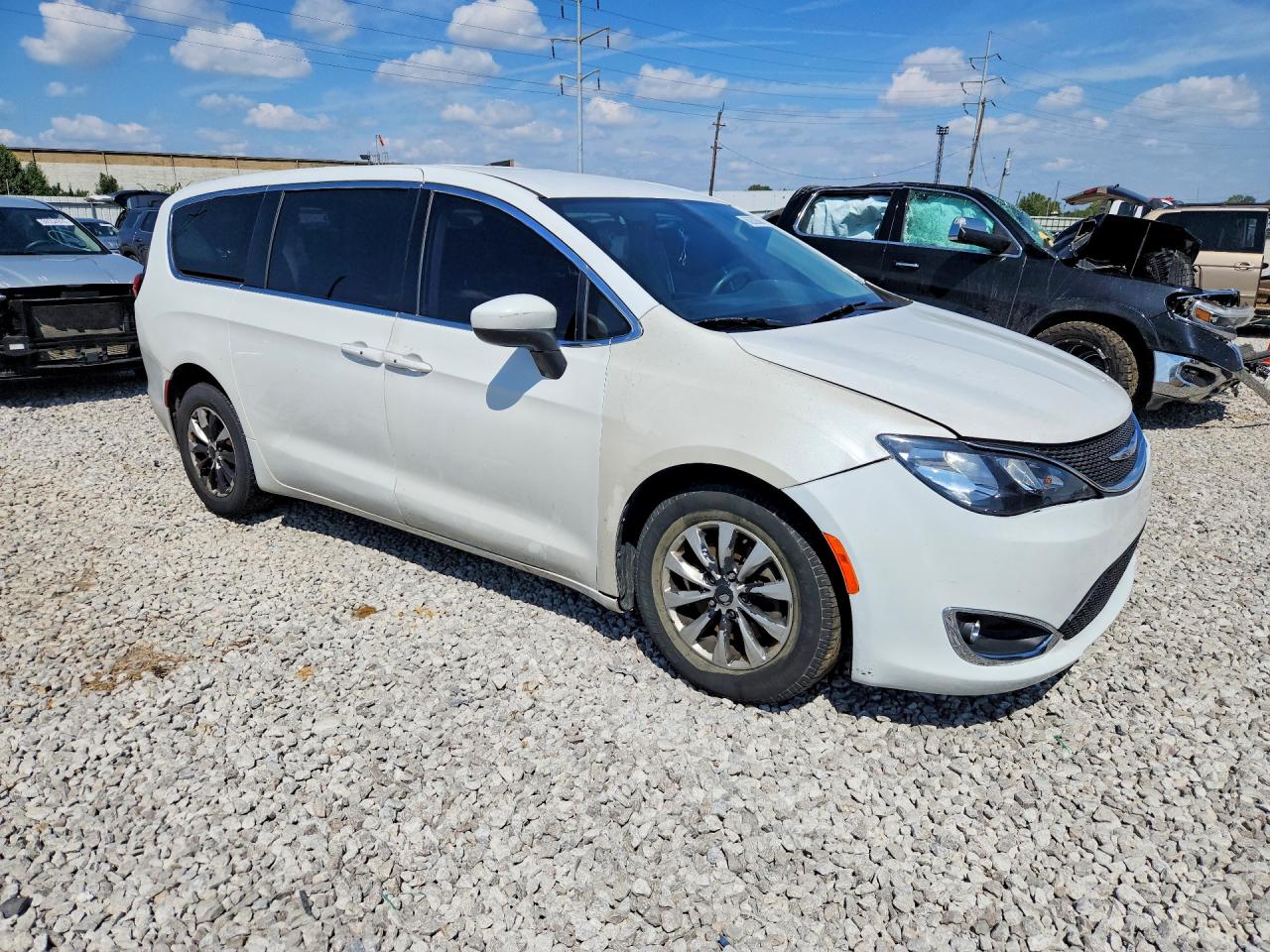 2017 CHRYSLER PACIFICA TOURING — снимка 4