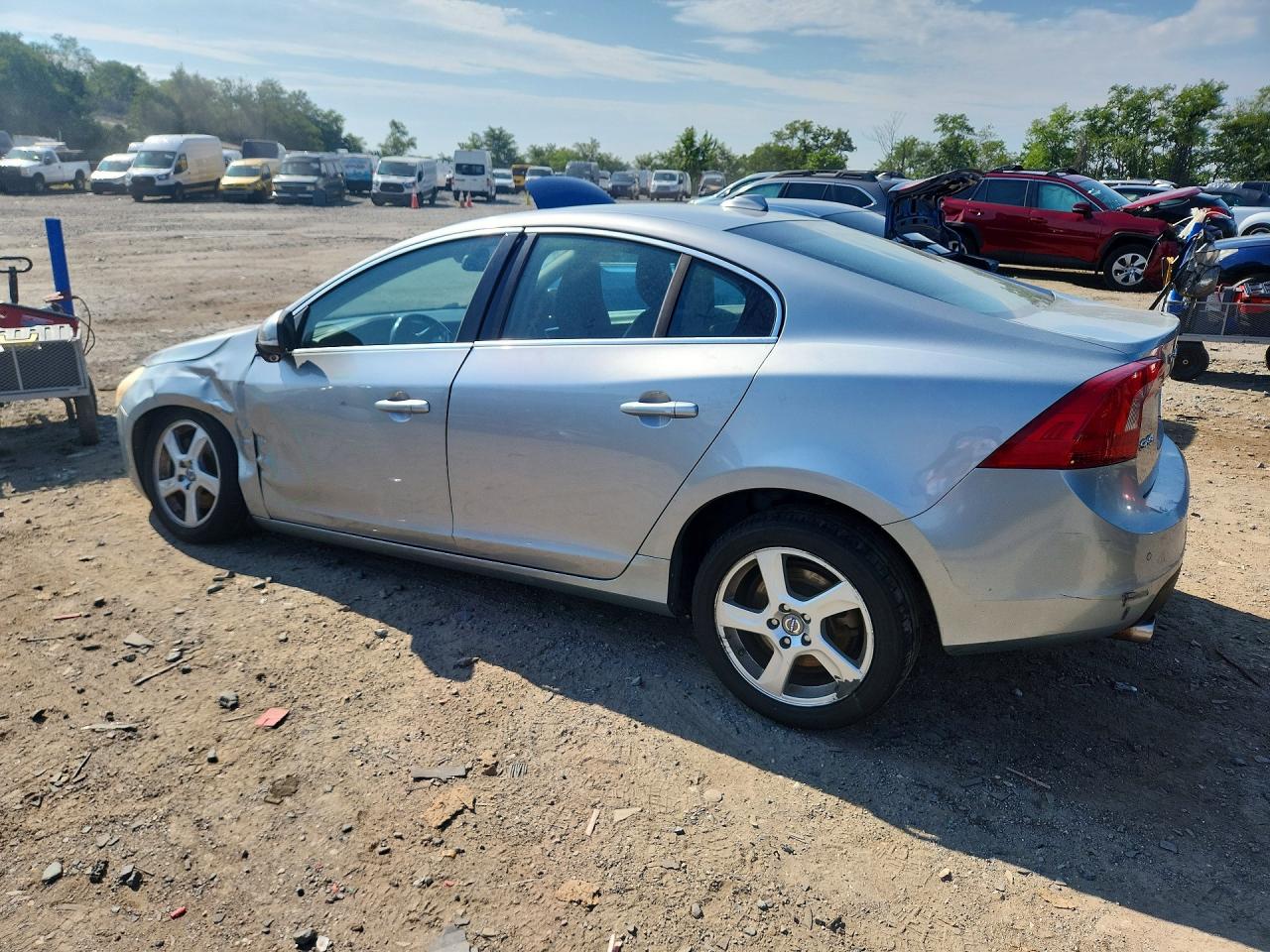 2013 VOLVO S60 T5 — снимка 2