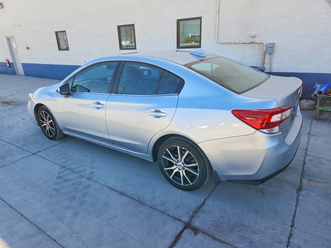2017 SUBARU IMPREZA LIMITED — снимка 2
