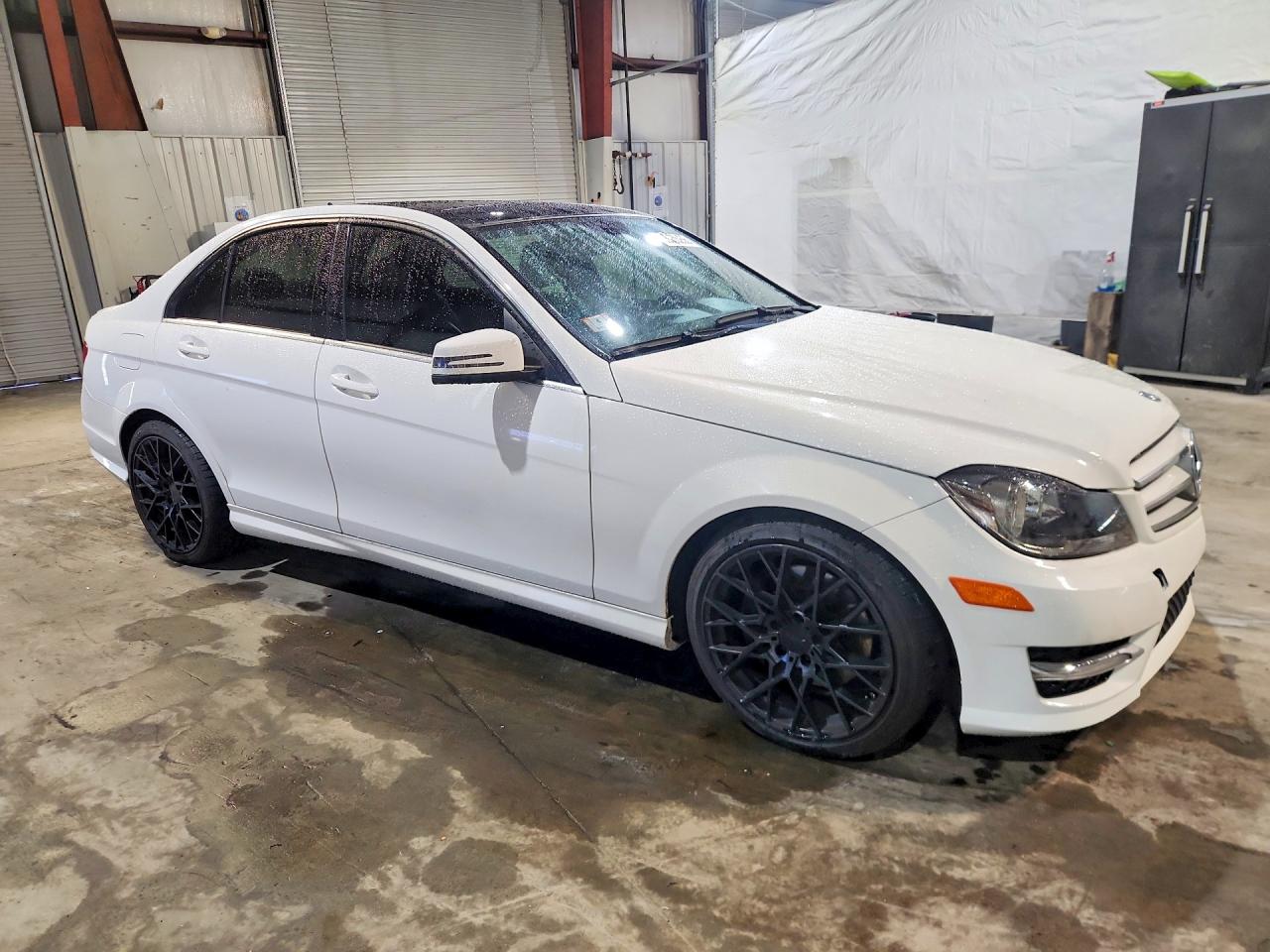 2013 MERCEDES-BENZ C 300 4MATIC — снимка 4