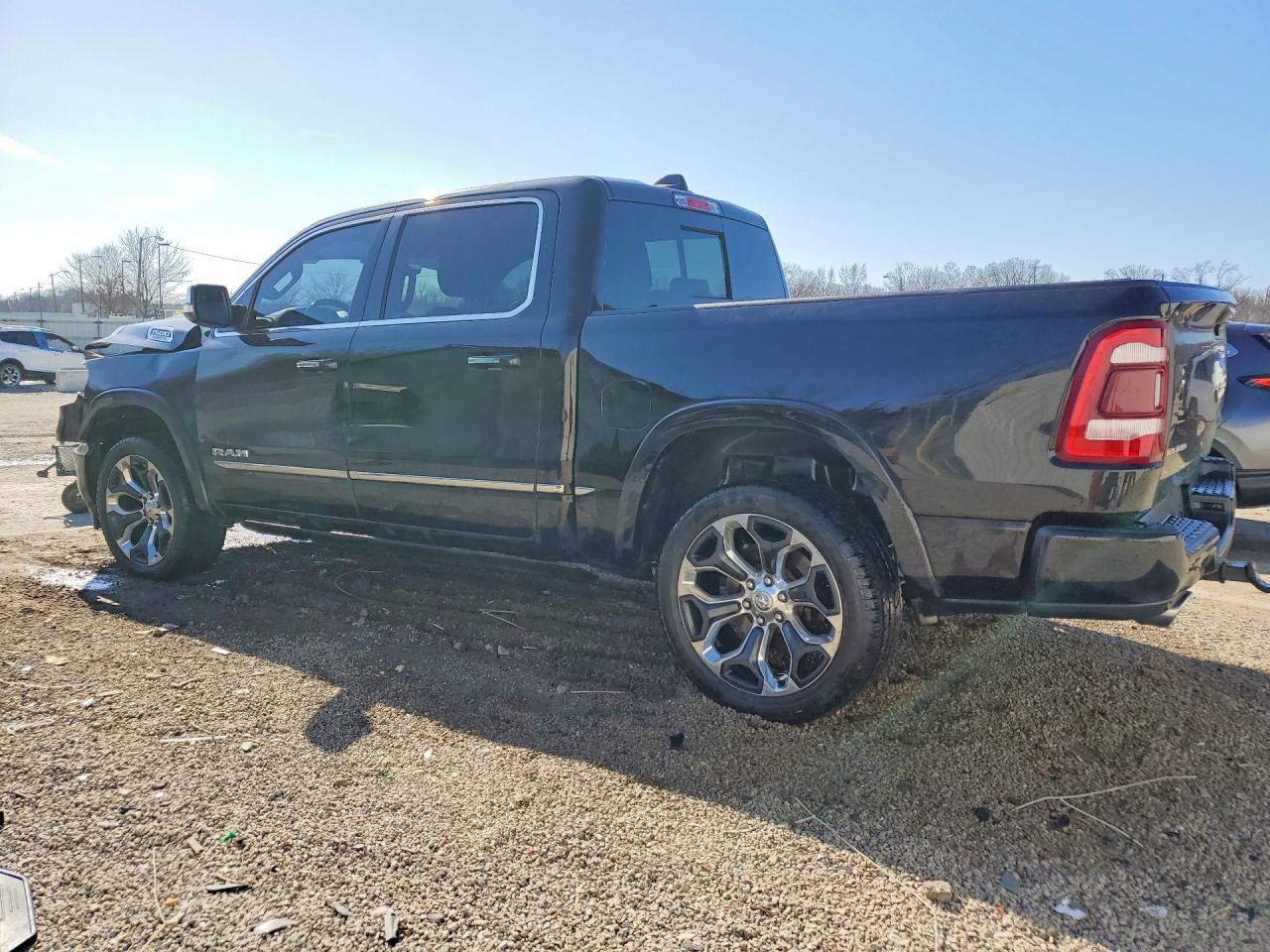 2022 RAM 1500 LIMITED — снимка 2