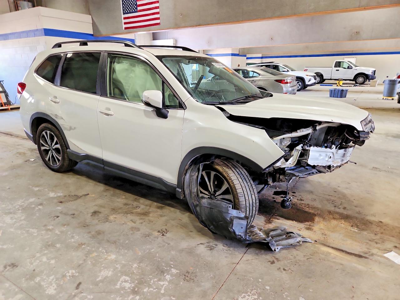 2019 SUBARU FORESTER LIMITED — снимка 4