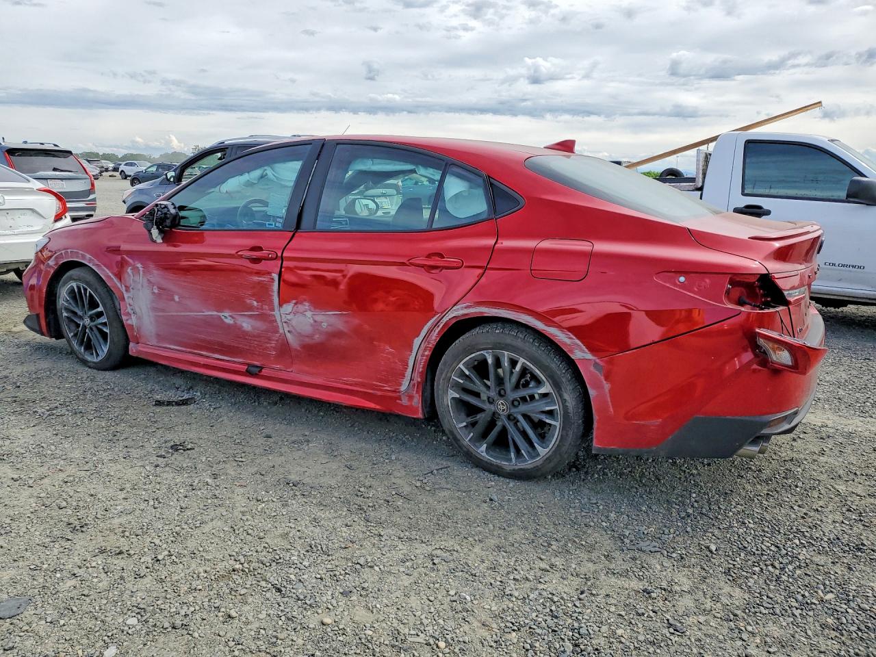 2025 TOYOTA CAMRY SE — снимка 2