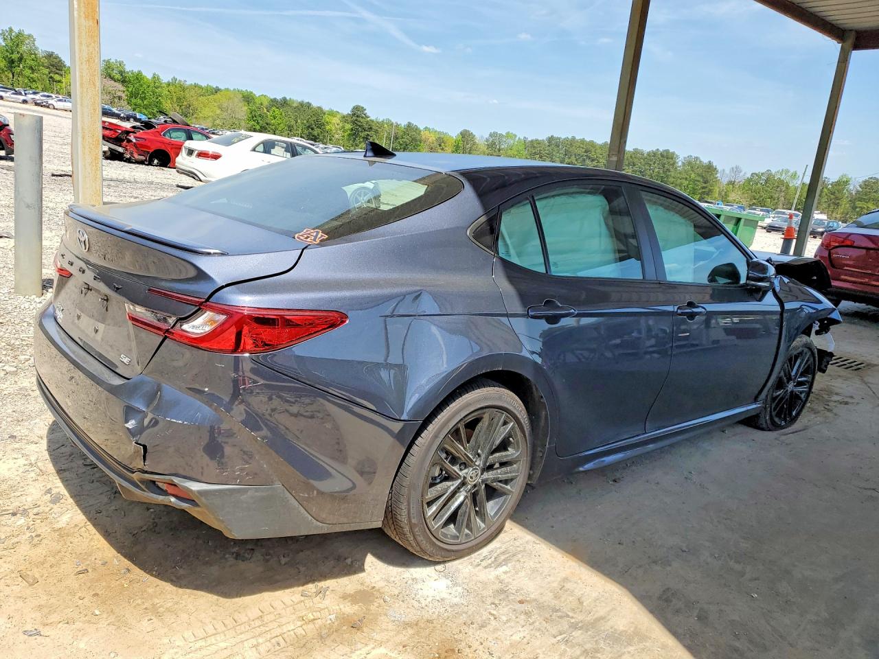 2026 TOYOTA CAMRY SE — снимка 3