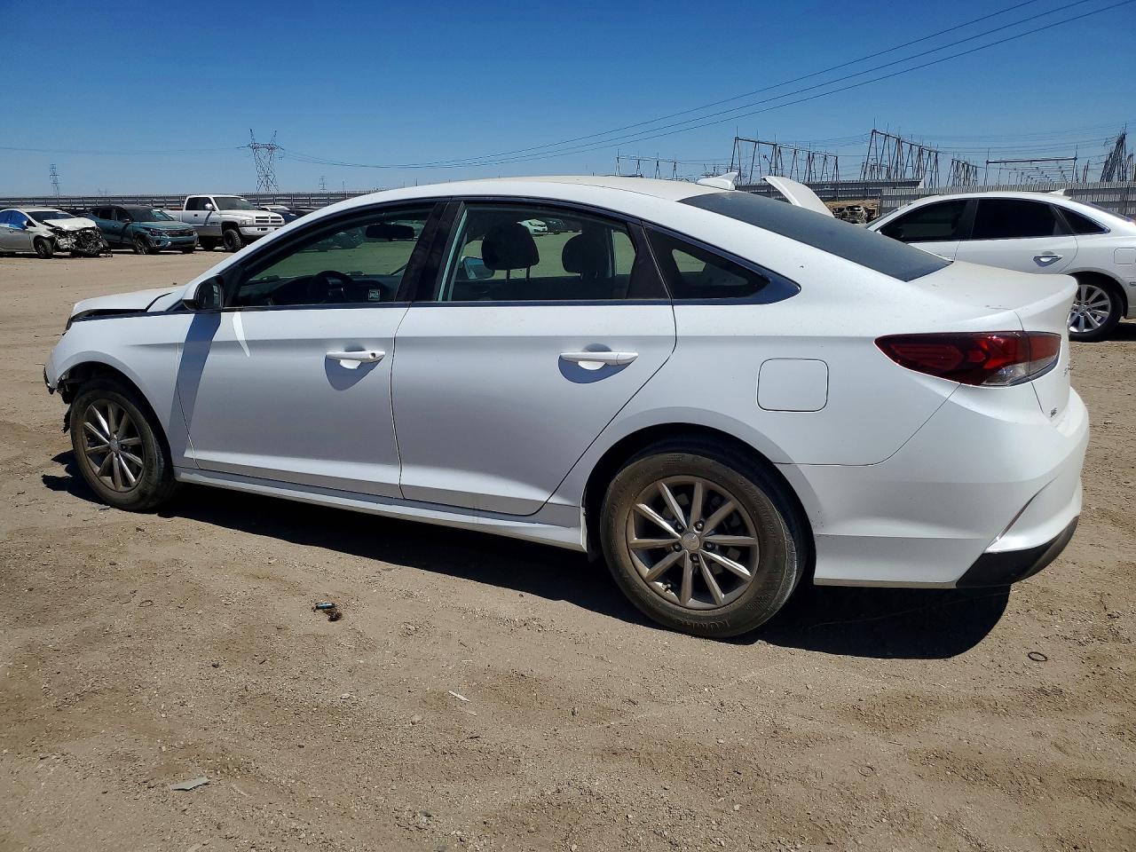 2019 HYUNDAI SONATA SE — снимка 2