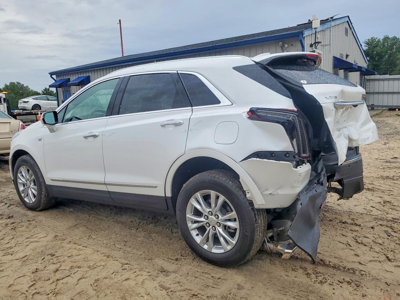 2025 CADILLAC XT5 LUXURY — снимка 2