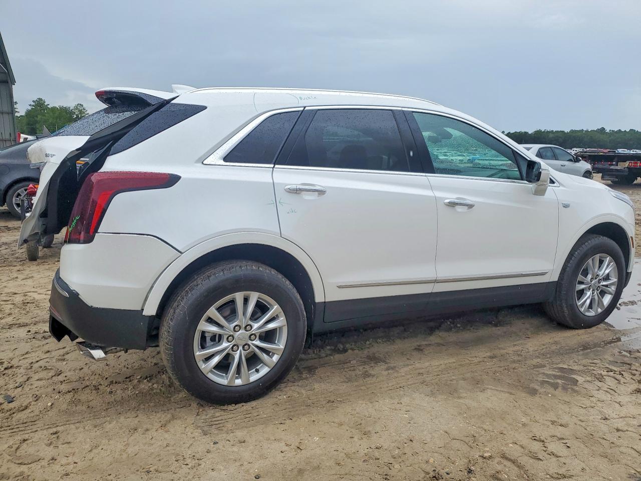 2025 CADILLAC XT5 LUXURY — снимка 3