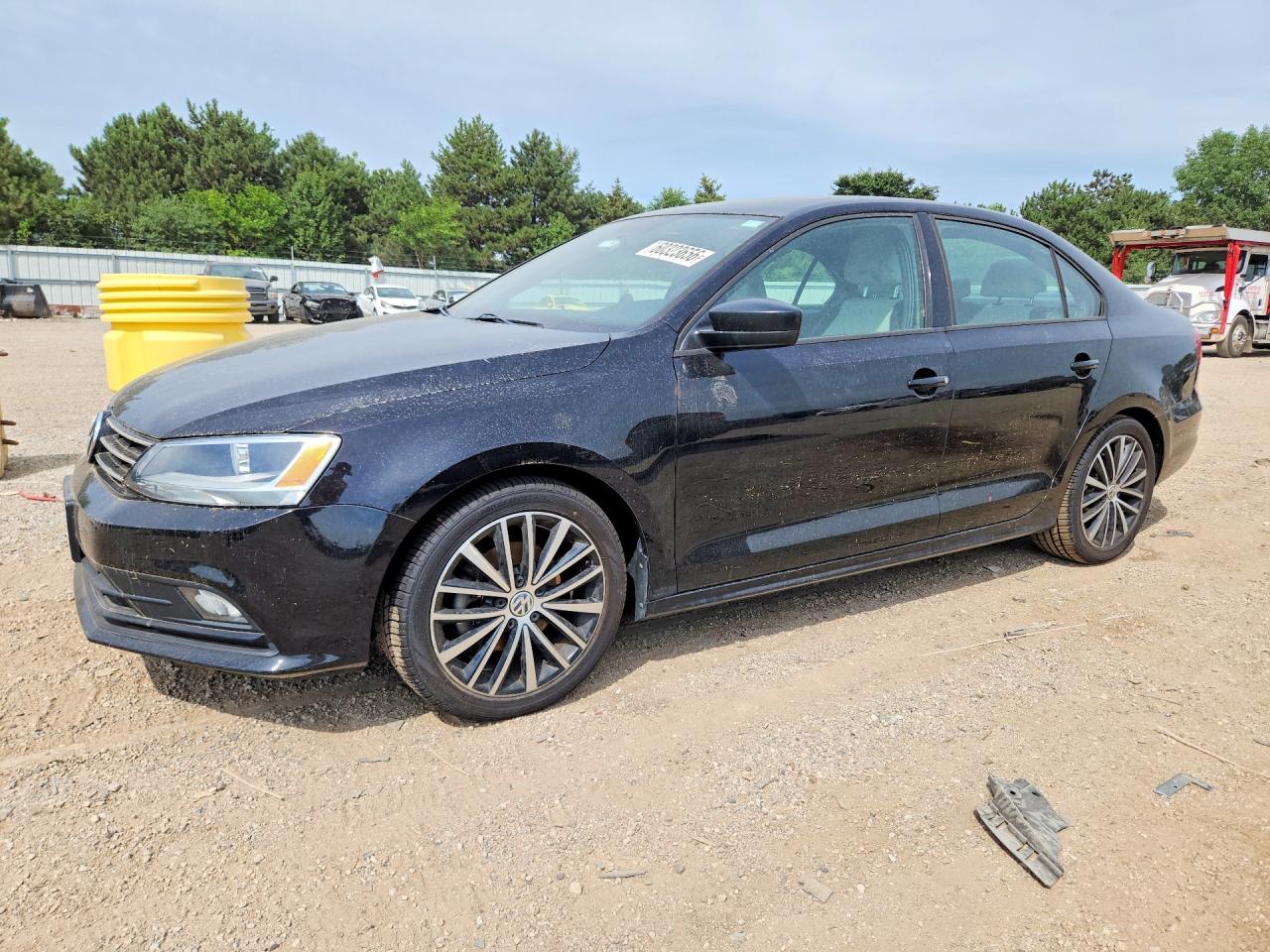 2016 VOLKSWAGEN JETTA SPORT