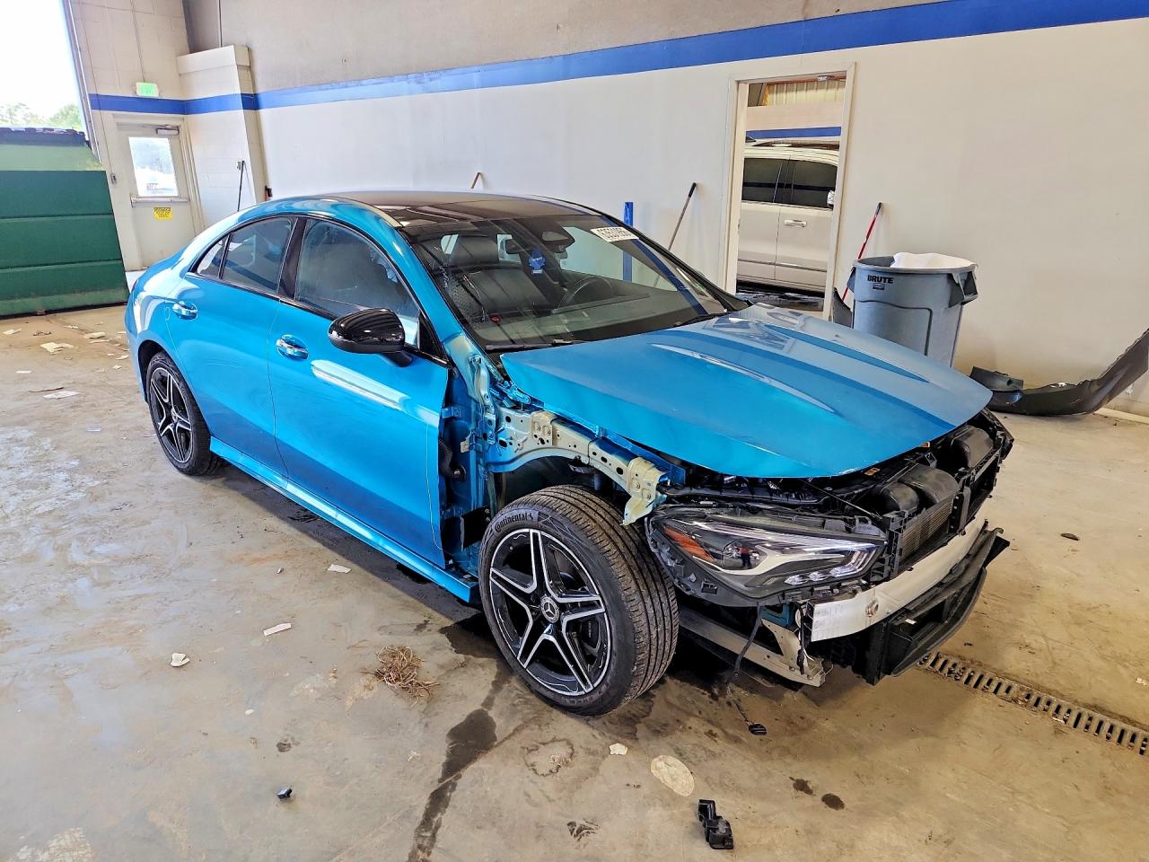 2025 MERCEDES-BENZ CLA 250 4MATIC — снимка 4