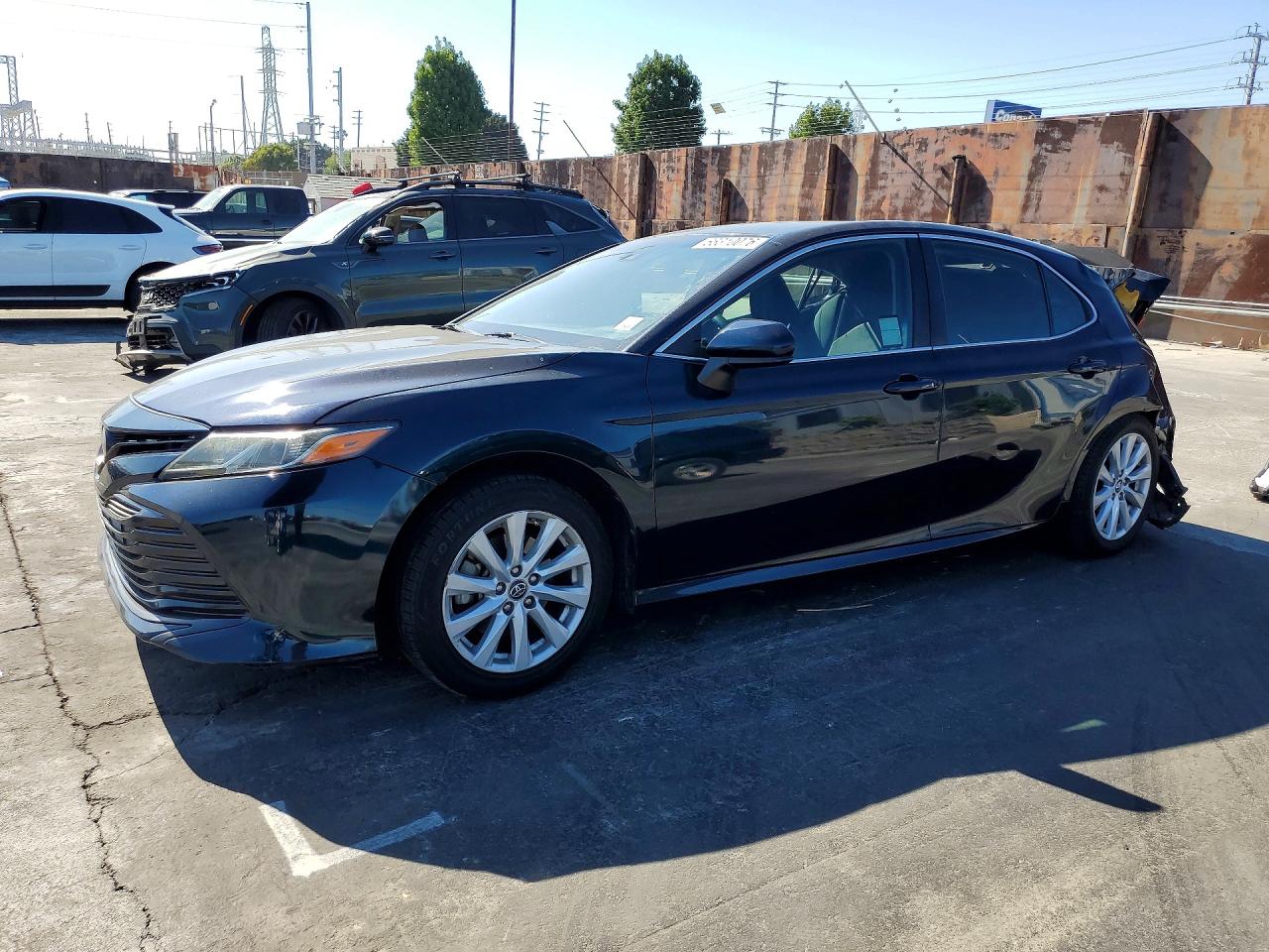 2019 TOYOTA CAMRY LE