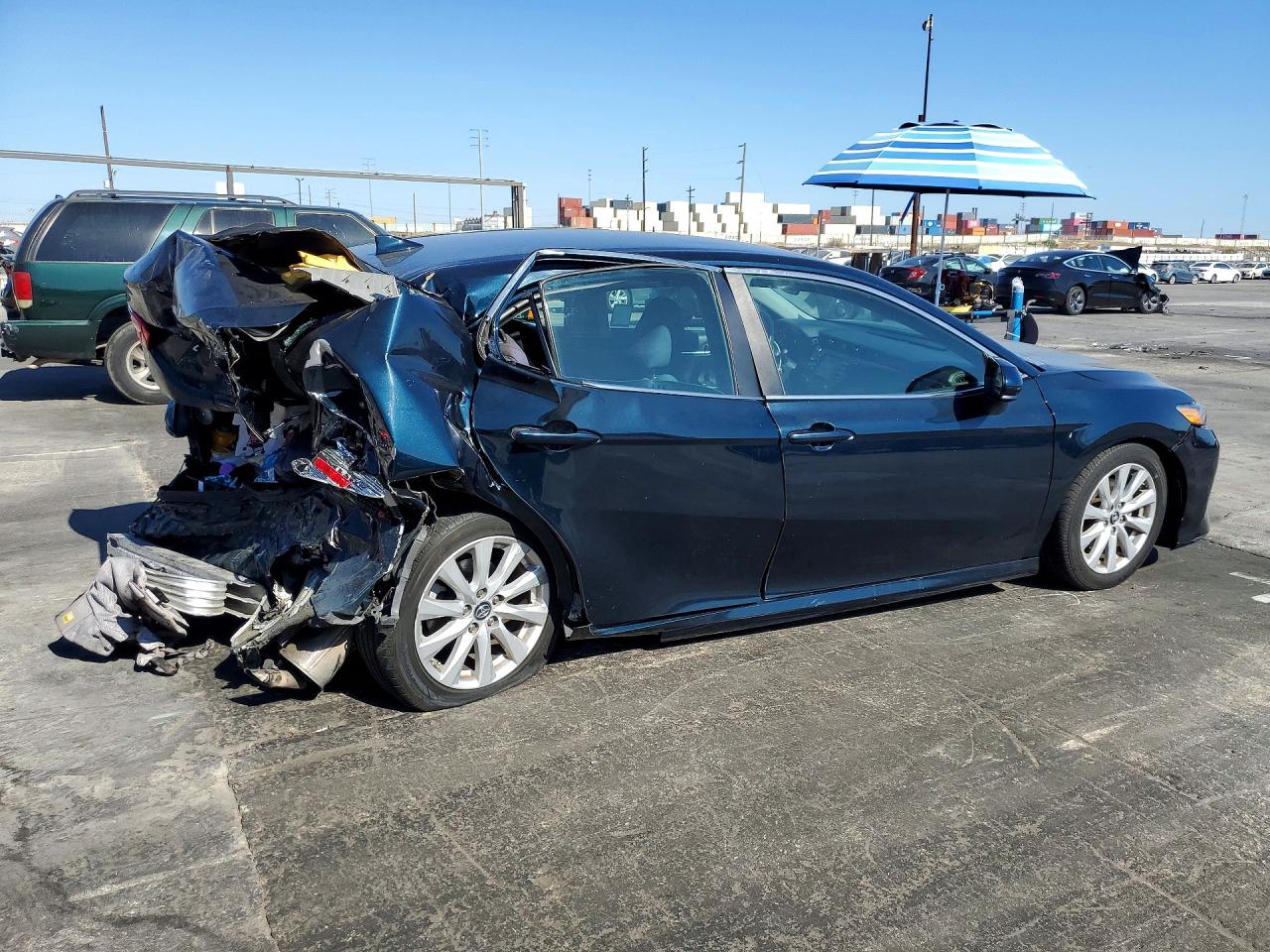 2019 TOYOTA CAMRY LE — снимка 3