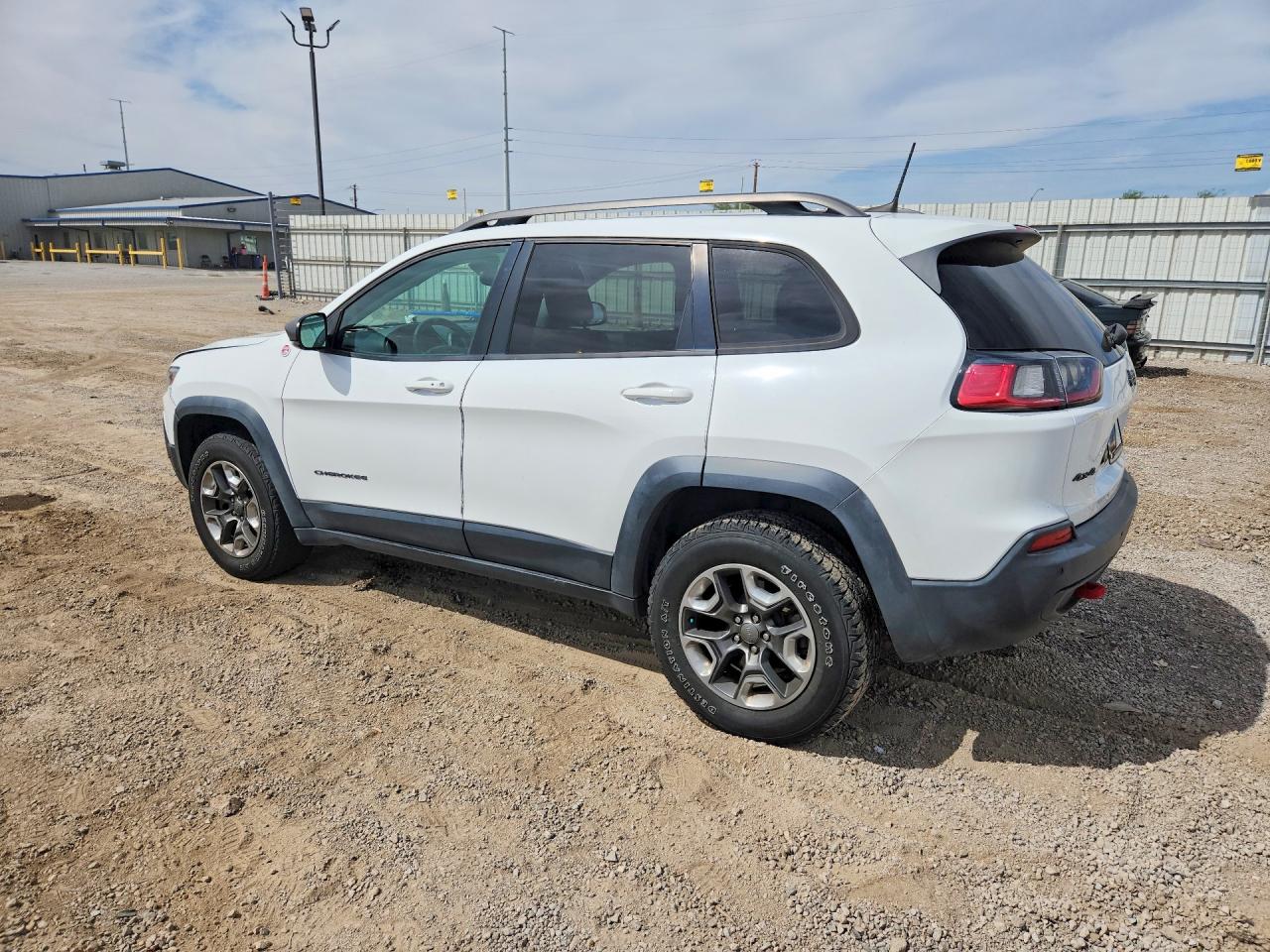 2019 JEEP CHEROKEE TRAILHAWK — снимка 2